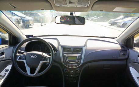 Hyundai Solaris II рестайлинг, 2012 год, 650 000 рублей, 14 фотография