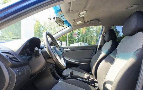 Hyundai Solaris II рестайлинг, 2012 год, 650 000 рублей, 16 фотография