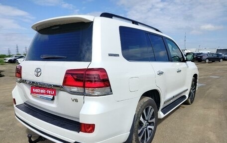Toyota Land Cruiser 200, 2019 год, 7 950 000 рублей, 3 фотография
