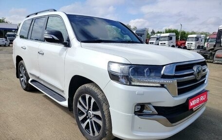 Toyota Land Cruiser 200, 2019 год, 7 950 000 рублей, 2 фотография
