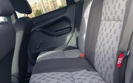 Ford Focus II рестайлинг, 2007 год, 490 000 рублей, 24 фотография
