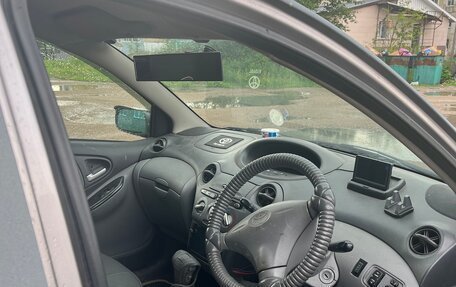Toyota Vitz, 2000 год, 380 000 рублей, 9 фотография