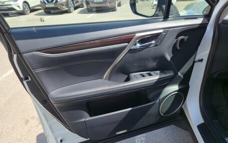 Lexus RX IV рестайлинг, 2018 год, 4 050 000 рублей, 13 фотография