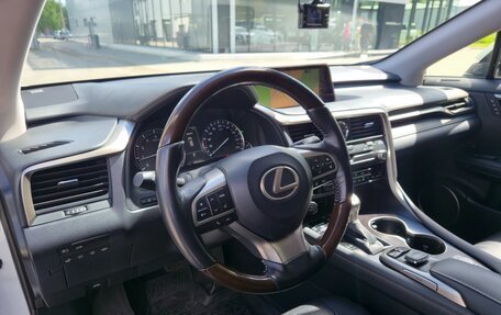 Lexus RX IV рестайлинг, 2018 год, 4 050 000 рублей, 14 фотография
