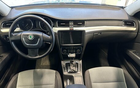 Skoda Superb III рестайлинг, 2010 год, 850 000 рублей, 8 фотография