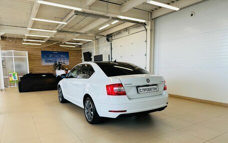 Skoda Octavia, 2018 год, 1 999 000 рублей, 4 фотография