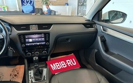 Skoda Octavia, 2018 год, 1 999 000 рублей, 15 фотография