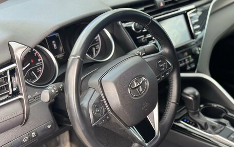 Toyota Camry, 2019 год, 2 699 000 рублей, 17 фотография