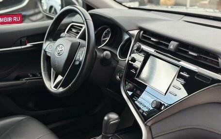 Toyota Camry, 2019 год, 2 699 000 рублей, 26 фотография