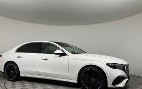 Mercedes-Benz E-Класс, 2026 год, 9 280 000 рублей, 2 фотография
