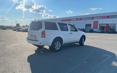 Nissan Pathfinder, 2011 год, 1 600 000 рублей, 5 фотография