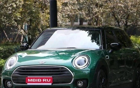 MINI Clubman, 2022 год, 1 810 000 рублей, 3 фотография