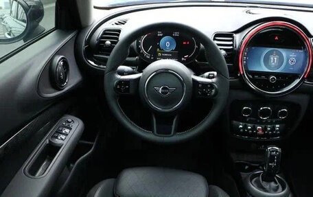 MINI Clubman, 2022 год, 1 810 000 рублей, 12 фотография