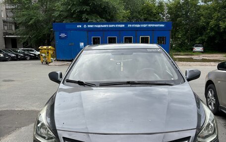 Hyundai Solaris II рестайлинг, 2016 год, 500 000 рублей, 1 фотография