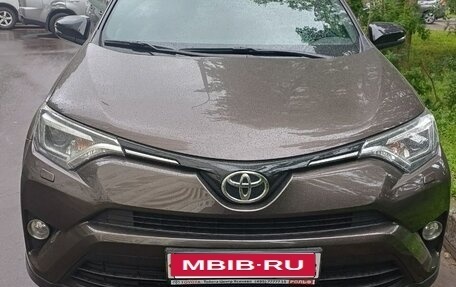 Toyota RAV4, 2019 год, 3 600 000 рублей, 1 фотография