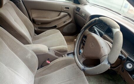 Toyota Vista, 1993 год, 85 000 рублей, 4 фотография