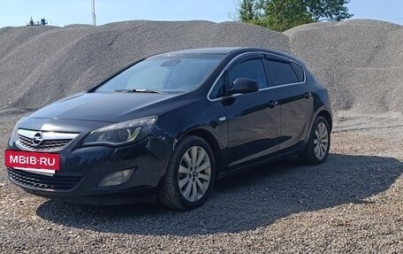 Opel Astra J, 2012 год, 620 000 рублей, 3 фотография
