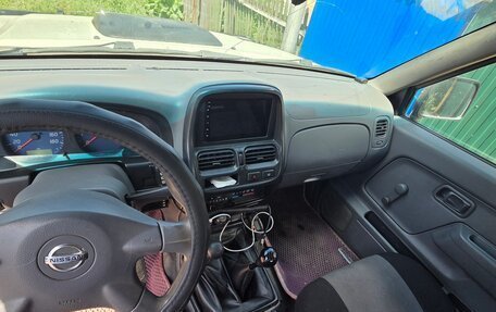 Nissan NP300, 2012 год, 1 100 000 рублей, 25 фотография
