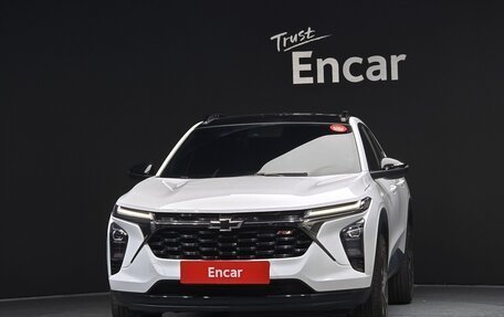 Chevrolet Trax, 2023 год, 1 320 000 рублей, 3 фотография