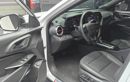 Chevrolet Trax, 2023 год, 1 320 000 рублей, 10 фотография