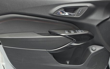 Chevrolet Trax, 2023 год, 1 320 000 рублей, 24 фотография