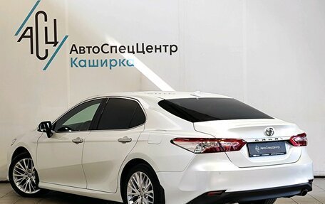 Toyota Camry, 2020 год, 3 049 000 рублей, 4 фотография