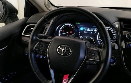 Toyota Camry, 2020 год, 3 049 000 рублей, 12 фотография