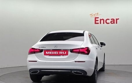 Mercedes-Benz A-Класс, 2022 год, 2 550 000 рублей, 4 фотография