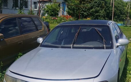 Mitsubishi Galant VIII, 1995 год, 130 000 рублей, 4 фотография