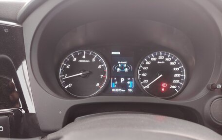 Mitsubishi Outlander III рестайлинг 3, 2022 год, 2 650 000 рублей, 8 фотография