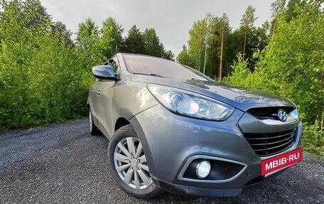 Hyundai ix35 I рестайлинг, 2013 год, 1 060 000 рублей, 2 фотография