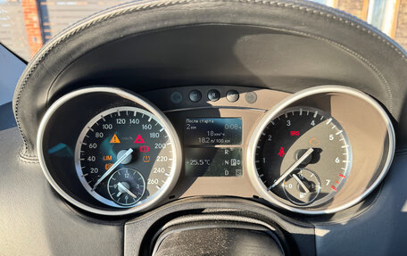 Mercedes-Benz GL-Класс, 2010 год, 2 800 000 рублей, 9 фотография