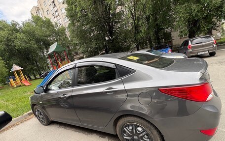 Hyundai Solaris II рестайлинг, 2016 год, 500 000 рублей, 4 фотография