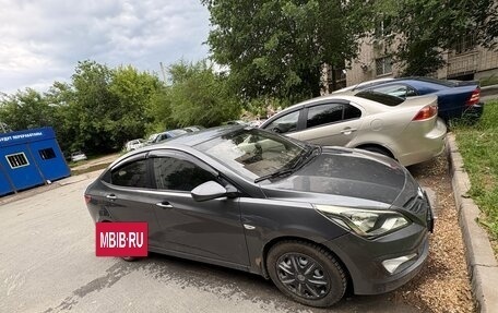 Hyundai Solaris II рестайлинг, 2016 год, 500 000 рублей, 2 фотография