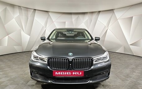 BMW 7 серия, 2018 год, 3 249 000 рублей, 3 фотография