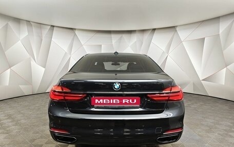 BMW 7 серия, 2018 год, 3 249 000 рублей, 4 фотография