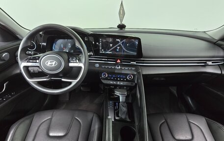 Hyundai Avante, 2023 год, 1 420 000 рублей, 7 фотография