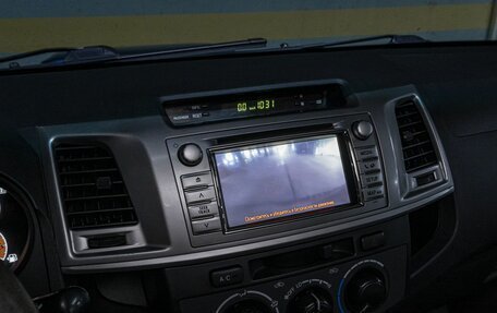 Toyota Hilux VII, 2011 год, 1 850 000 рублей, 19 фотография