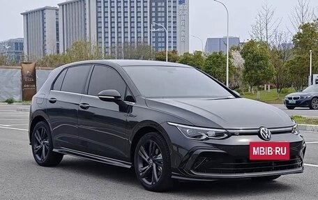 Volkswagen Golf VIII, 2023 год, 1 685 285 рублей, 3 фотография