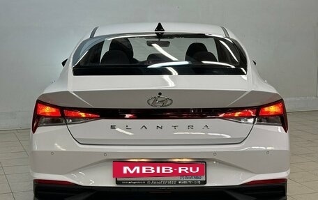 Hyundai Elantra, 2022 год, 1 965 000 рублей, 3 фотография