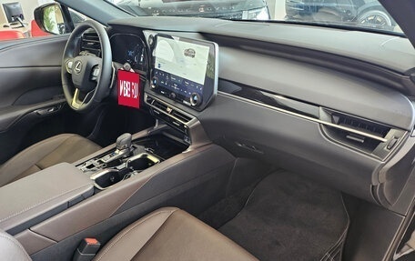 Lexus RX IV рестайлинг, 2026 год, 11 550 000 рублей, 13 фотография