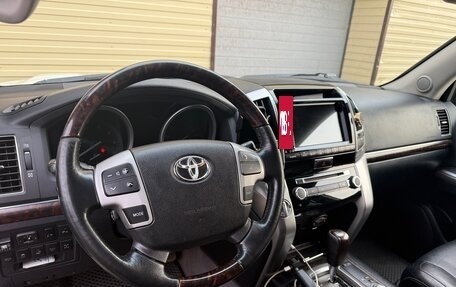 Toyota Land Cruiser 200, 2012 год, 3 650 000 рублей, 4 фотография