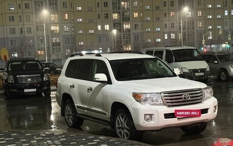 Toyota Land Cruiser 200, 2012 год, 3 650 000 рублей, 2 фотография