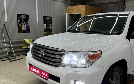 Toyota Land Cruiser 200, 2012 год, 3 650 000 рублей, 3 фотография