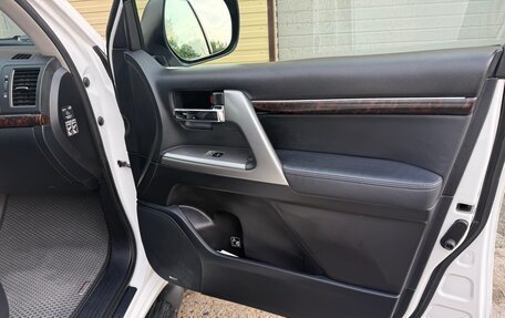 Toyota Land Cruiser 200, 2012 год, 3 650 000 рублей, 8 фотография