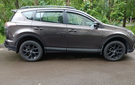 Toyota RAV4, 2019 год, 3 600 000 рублей, 3 фотография