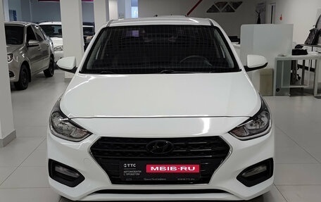 Hyundai Solaris II рестайлинг, 2018 год, 870 000 рублей, 2 фотография