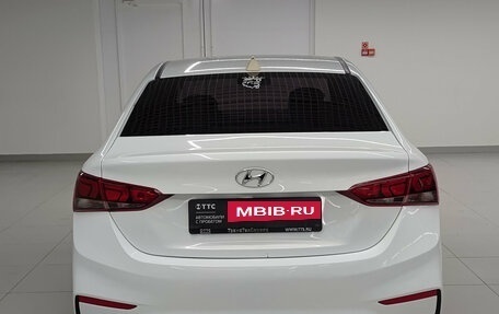Hyundai Solaris II рестайлинг, 2018 год, 870 000 рублей, 7 фотография