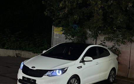 KIA Rio III рестайлинг, 2015 год, 1 100 000 рублей, 1 фотография