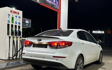 KIA Rio III рестайлинг, 2015 год, 1 100 000 рублей, 16 фотография